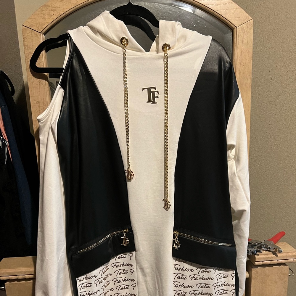 Tatu brand dresses size medium